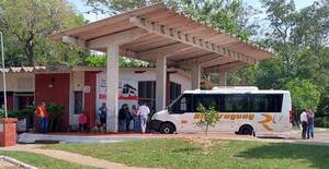 Rehabilitan paso fronterizo entre Ayolas e Ituzaingó para servicio de transporte de pasajeros