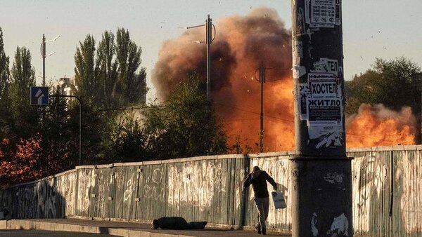 La UE prepara una misión para entrenar 15.000 soldados de Ucrania para fortalecer al Ejército de Kiev