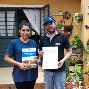 Che Tapýi: entregan subsidios habitacionales a familias de Itá - .::Agencia IP::.