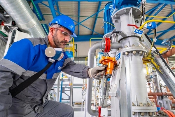 En lo que va del año, Gazprom produjo un 18% menos de gas en comparación al mismo período de 2021 - Revista PLUS