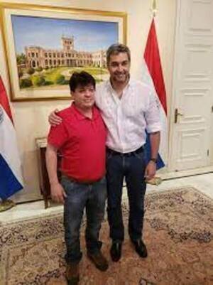 Decena de comisionados a Correos son de la seccional del director