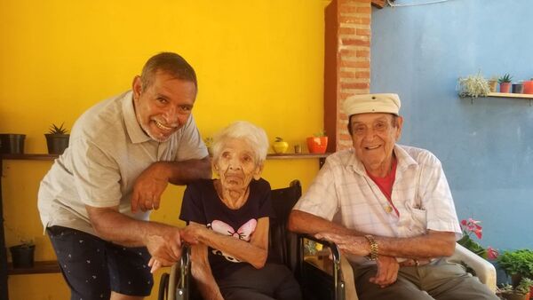 Doña Celia, una reliquia viviente de Isla Pucú, cumplió 103 años