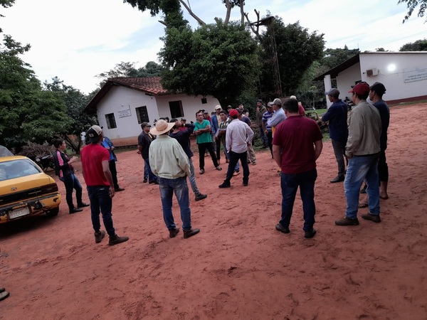 CAMPESINOS EXIGEN TIERRAS DE ALTO VALOR INCAUTADAS DEL NARCOTRÁFICO - La Voz del Norte