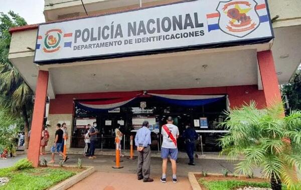 Policía recupera pasaportes y cédulas extraviadas en un traslado inadecuado – Prensa 5
