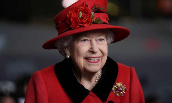 Reina Isabel II supera a Lady Di como la mujer más icónica del Reino Unido
