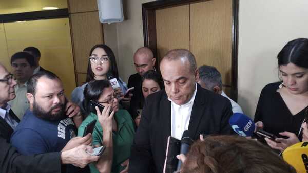 Bachi Núñez cuestiona informe de CBI por estar “contaminado con la política” | 1000 Noticias