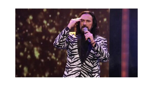 Especial de Marco Antonio Solís en Rojo
