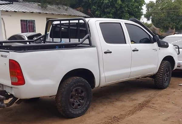 Menor de 17 años en una camioneta arrolló y mató accidentalmente a su sobrina - Noticiero Paraguay