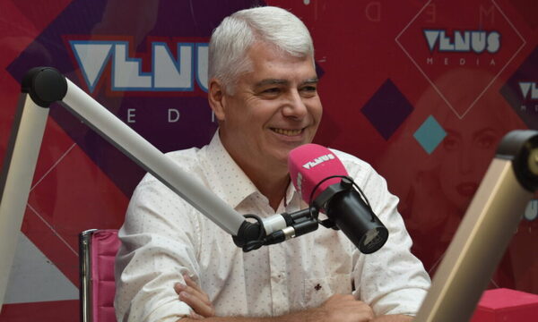 Arnoldo Wiens: “No hace falta que me abrace con Horacio Cartes”