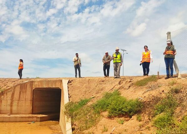 Equipo del MOPC supervisó medidas ambientales en lotes altos de la Transchaco - .::Agencia IP::.