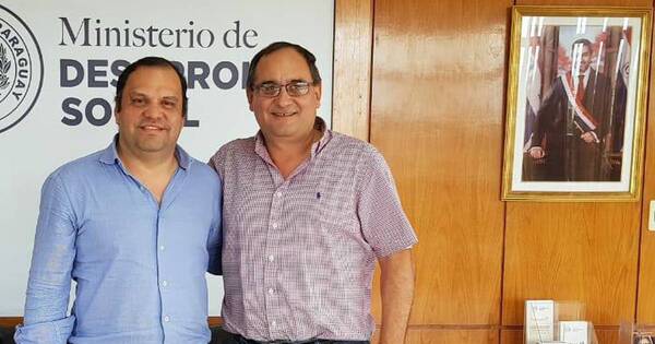 La Nación / Tembiapora: denuncian dudoso manejo de fondos sociales a cambio de votos para el oficialismo