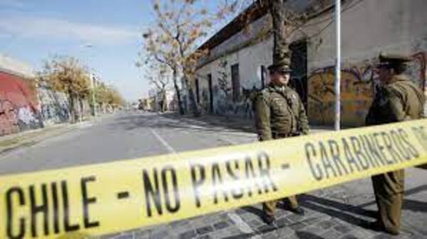 Diario HOY | Al menos 14 estudiantes lesionados por bomba en una escuela en Chile
