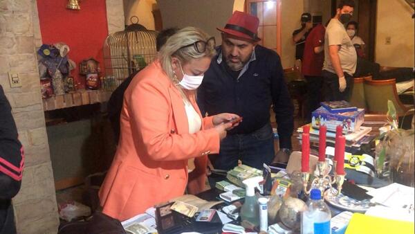 Doble crimen en Areguá: detienen a abogado tras allanamientos simultáneos | 1000 Noticias