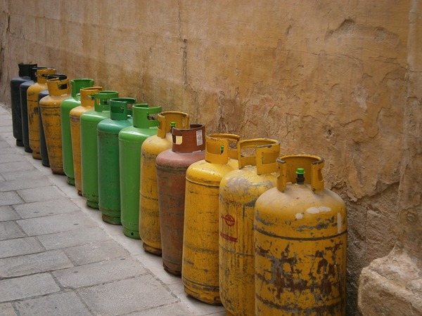 Bruselas plantea un tope "dinámico" y temporal al precio del gas - Revista PLUS