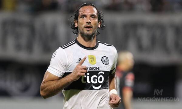 Crónica / Roque: "Soy olimpista, es mi club, todo el mundo lo sabe"