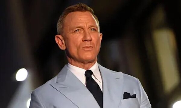 Diario HOY | El actor Daniel Craig recibe la misma condecoración que James Bond