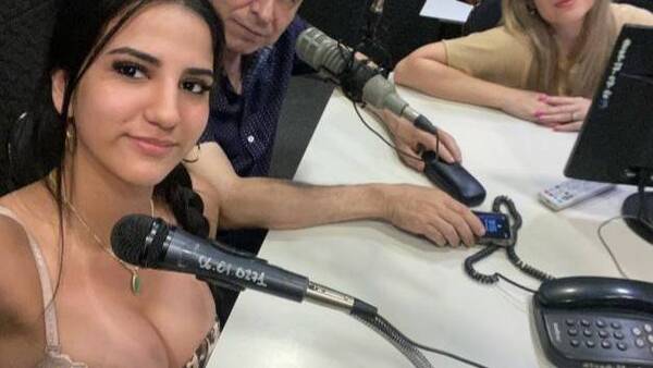 Crónica / Sexy locutora nos va a representar en concurso de belleza internacional