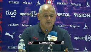 Crónica / Sea o no Cerro campeón, pide “evaluar” continuidad de “Chiqui”