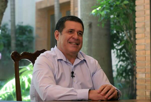 Crónica / Justicia rapai anula proceso contra Horacio Cartes