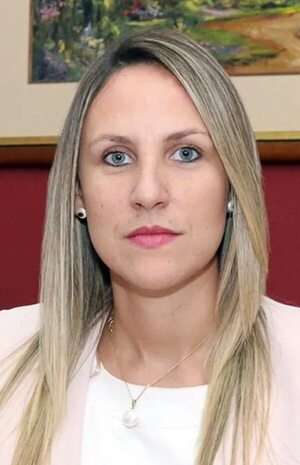 Fiscala no incautó celular de abogado que pretendía cheque de caso Ramón González Daher - Policiales - ABC Color