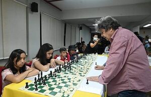 Reto del GM de ajedrez Zenón Franco: Nuevo problema (627) y solución del anterior (626) - Polideportivo - ABC Color