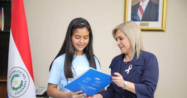 La Nación / Niña asume la presidencia del Congreso por un día