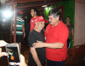 “Tiki” se reúne con vecinos en Franco