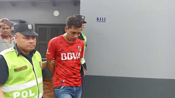 Detienen a un delincuente y otro escapa tras herir a cambista en intento de asalto - La Clave