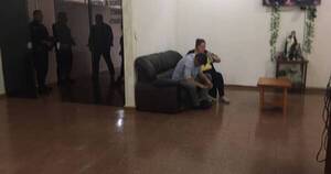 La Nación / Encuentran con vida en Encarnación a policía que estaba desaparecido