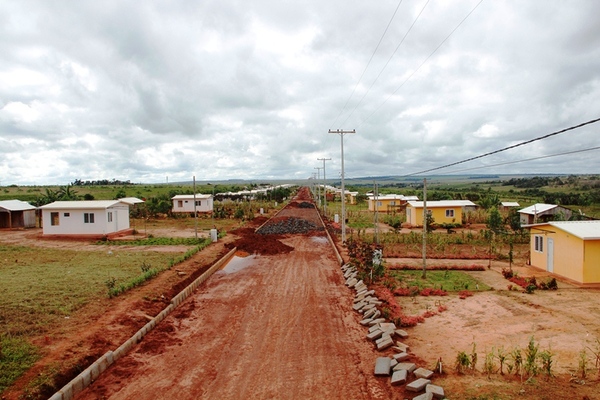 INDERT afirma que trabaja para regularizar tierras y entregar títulos en colonia Santa Lucía