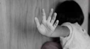 Imputan a un argentino que habría abusado de manera sistemática de una menor