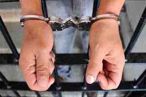 Tres detenidos tras allanamientos simultáneos por millonario robo a Cooperativa | OnLivePy
