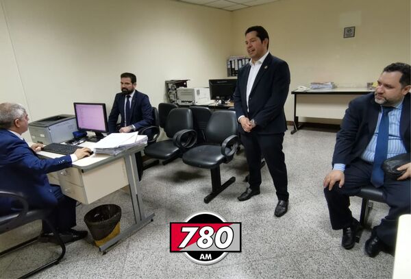 Elevan a juicio oral el pedido de comiso especial autónomo sobre bienes de "Chicharõ" - Megacadena — Últimas Noticias de Paraguay