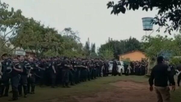Con fuerte contingente policial, desalojan a 80 nativos en Caaguazú