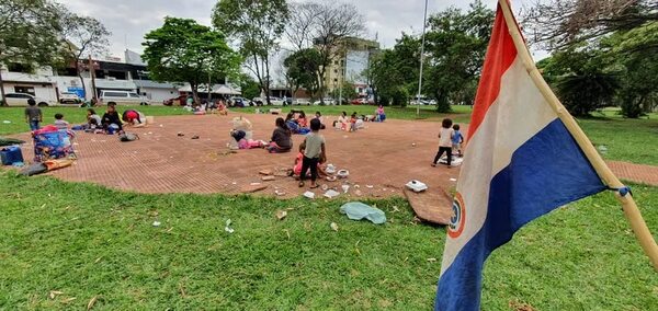 Aborígenes de ocho comunidades indígenas exigen regularización de tierras - ABC en el Este - ABC Color