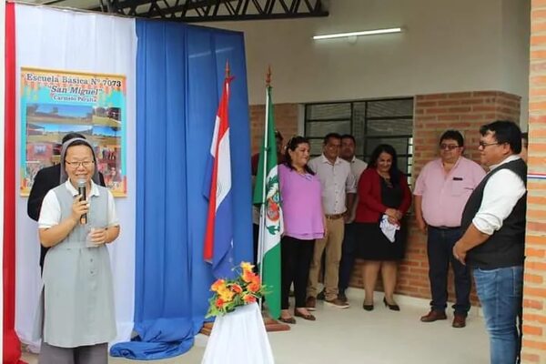 Habilitan mejoras en instituciones educativas en Carmelo Peralta - Noticias del Chaco - ABC Color