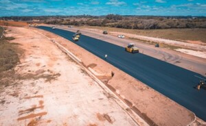 Ruta PY02: avanza asfalto de 3,5 km en zona de Coronel Oviedo