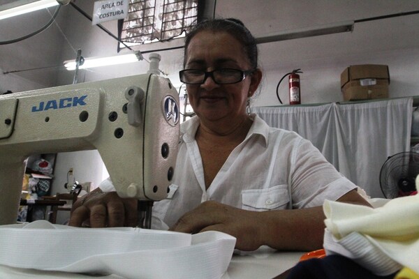 Ministerio de Trabajo exhorta a las mujeres trabajadoras a solicitar permiso laboral para el estudio de mamografía - .::Agencia IP::.