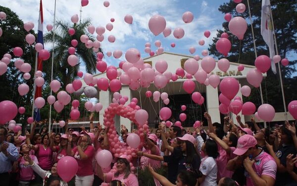 Instan a mujeres a solicitar licencia laboral para examen de mamografía
