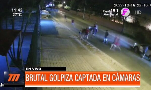 Brutal golpiza captada en cámaras de seguridad | Telefuturo