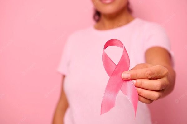 El cáncer de mama se puede curar si se detecta a tiempo, señalan - trece