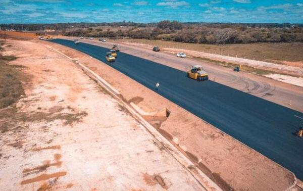 Ruta PY02: Avanza primer tramo asfáltico de 3,5 km en Coronel Oviedo – Prensa 5