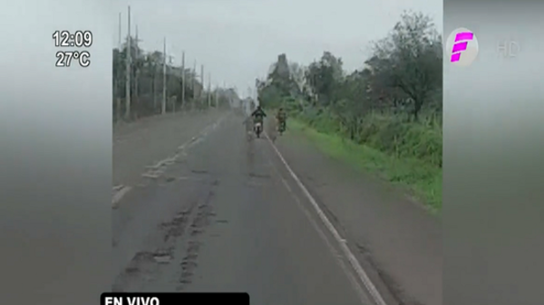 Peligrosa carrera de motociclistas en Concepción - Paraguaype.com