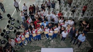 Medallistas de Odesur son declarados ciudadanos ilustres en Lambaré