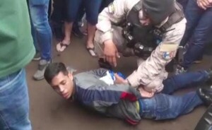 Imputan a motochorro que baleó a cambista en el centro de CDE