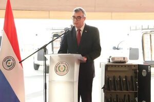 Ministro de Educación califica de “guerrilleros y oscurantistas” a quienes se oponen a la transformación educativa - Ancho Perfil - ABC Color