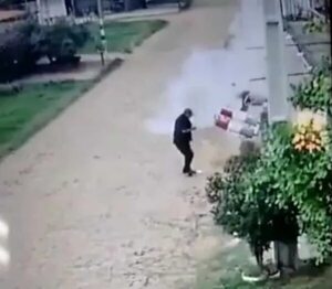 Video: joven queda con cortes y quemaduras tras brutal explosión - Policiales - ABC Color