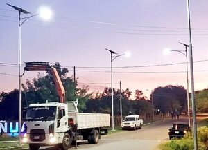 MOPC licita iluminación solar led que estaría direccionada a Engineering - Economía - ABC Color