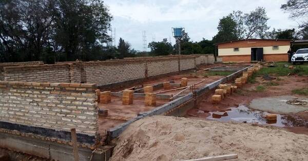 La Nación / Paran construcción de hospital de Yataity del Norte, San Pedro