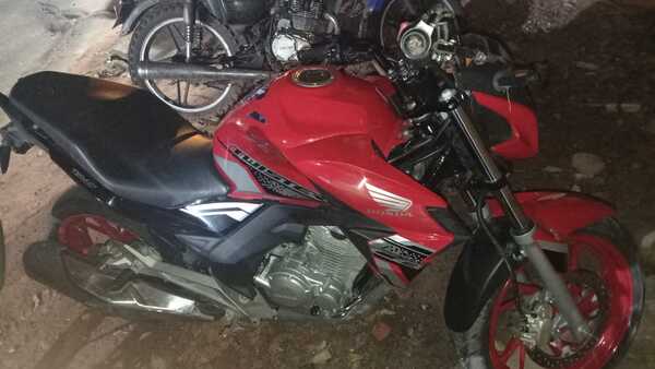 ¡De película!: Detienen a motociclistas tras persecución sobre avenida Ñu Guasú - trece